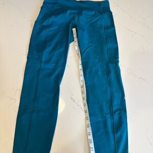 Lululemon Teal Athletic Leggings